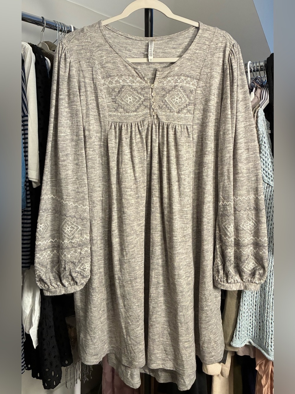 Monoreno Gray Embroidered Long Sleeve Swing Dress Knit Boho Western Medium
